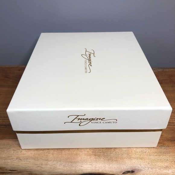 ❤️ Vince Camuto Devin Satin Sandal - Picture 8 of 8